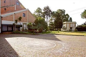 Casa Per Ferie Eremo Santa Rosa Da Lima 호텔 로마 외부 사진